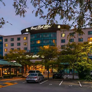 Grand Park Vancouver Airport, Ascend Collection Hotel